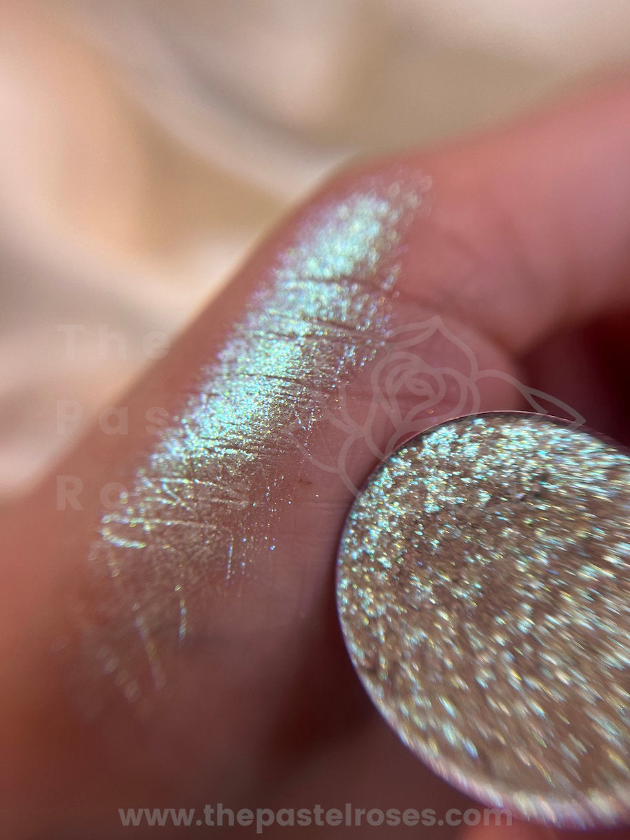 Lunar Luster - Prasowany cień do powiek Ultra-Sparkle