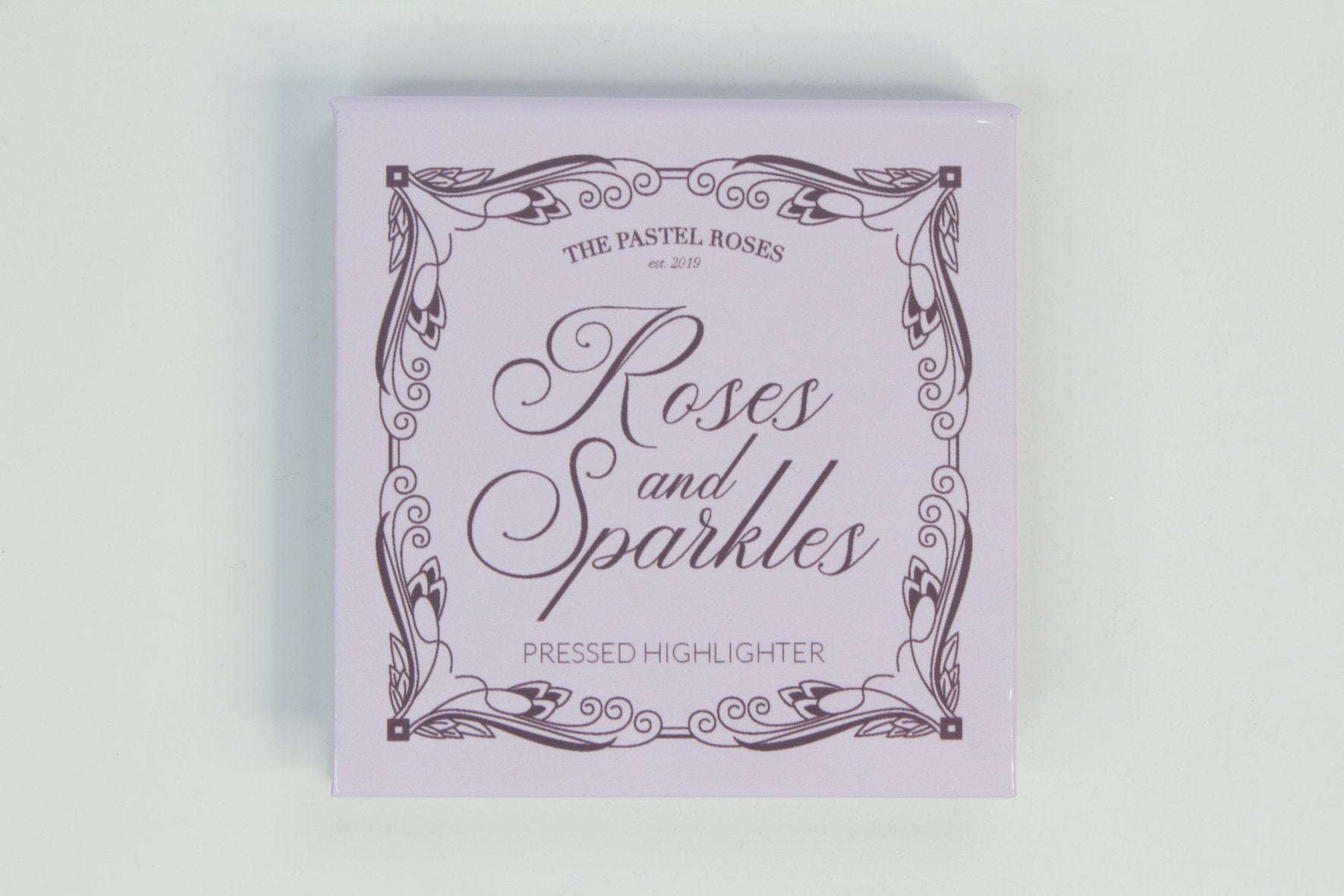 Roses and Sparkles - prasowany rozświetlacz