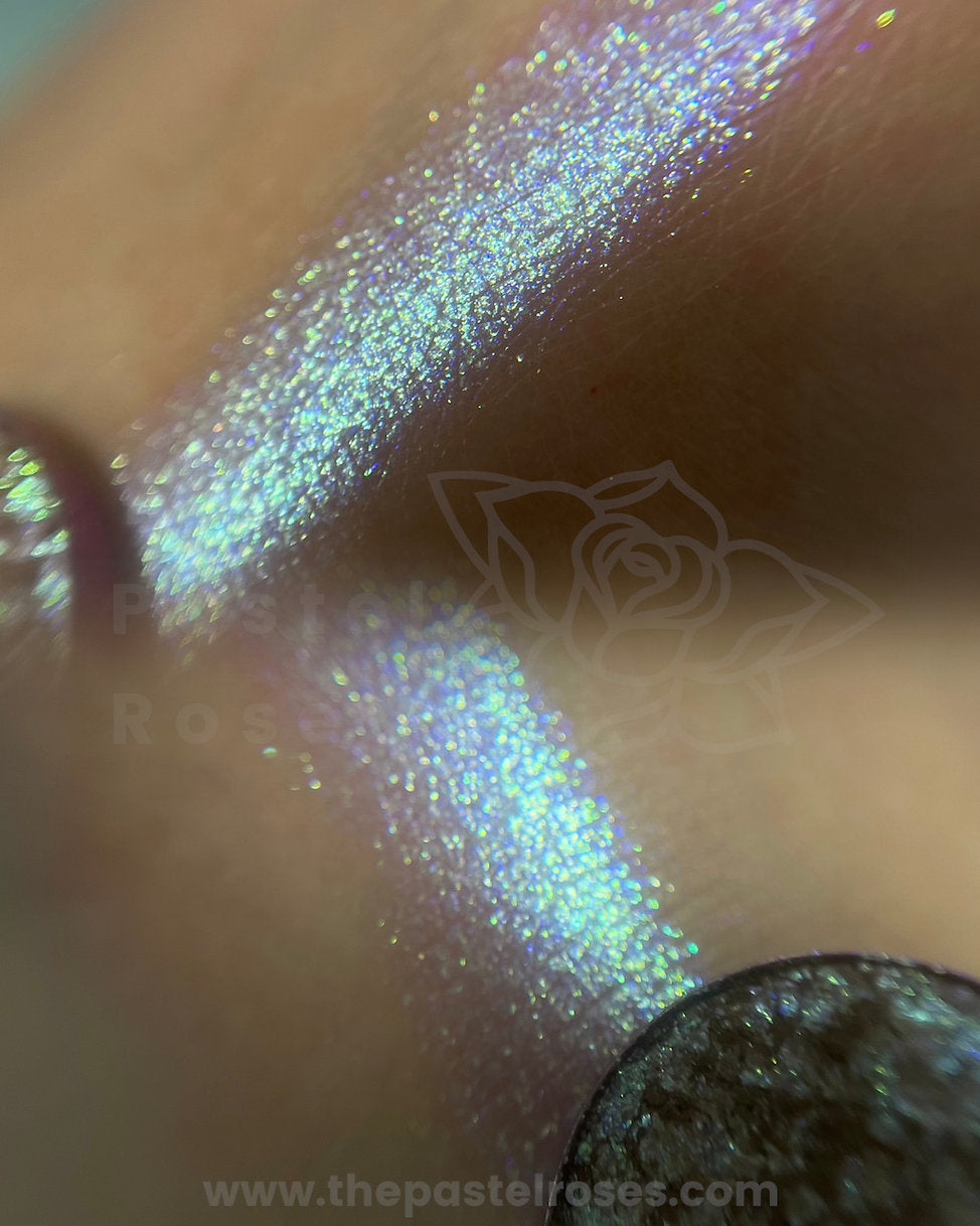 Whisper - Prasowany cień do powiek Ultra Sparkle