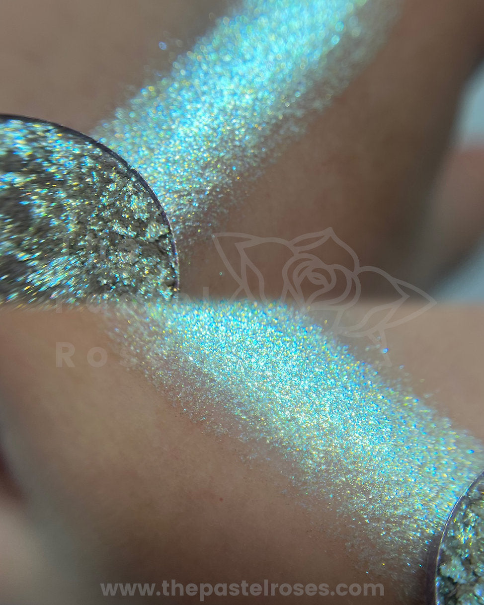 Lunar Luster - Prasowany cień do powiek Ultra-Sparkle