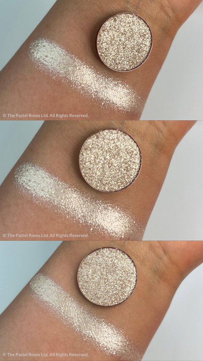 Velvet Beige - Metaliczny cień do powiek