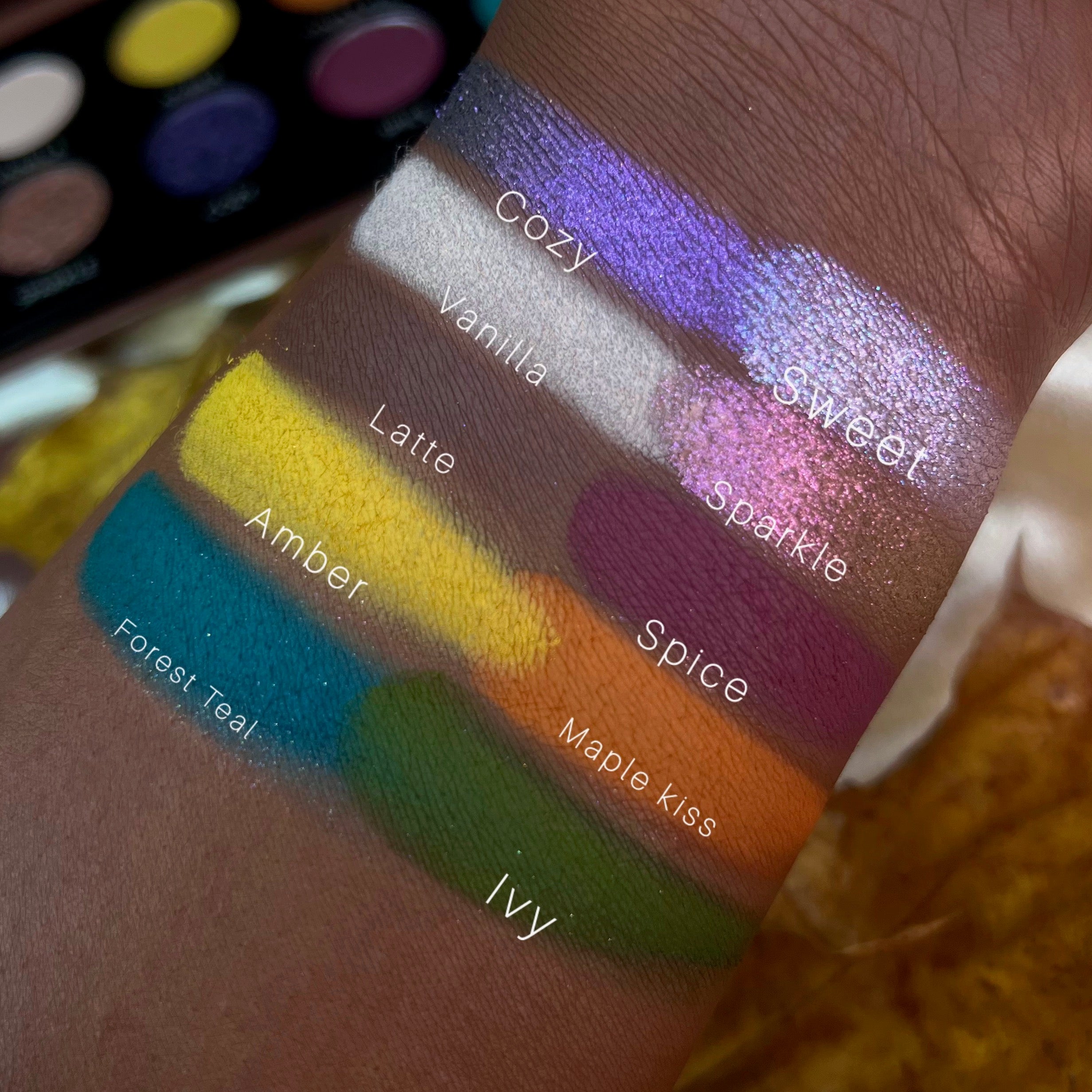 Autumn Whispers - Paleta cieni do powiek